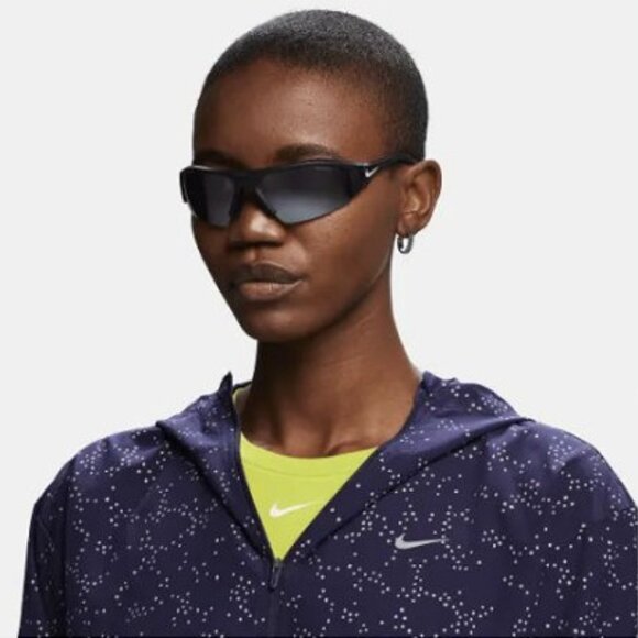 NIKE SKYLON ACE FQ4683 106 Sunglasses White Geometric Frame, Grey/Red Lenses - Picture 3 of 9